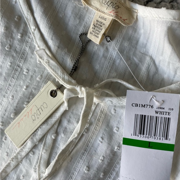 Cupio white flowy blouse - Picture 2 of 3